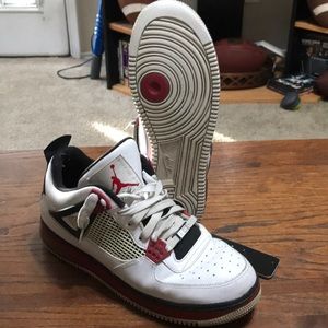 Jordan 4’s Retro Basketball Shoes Size: 10.5